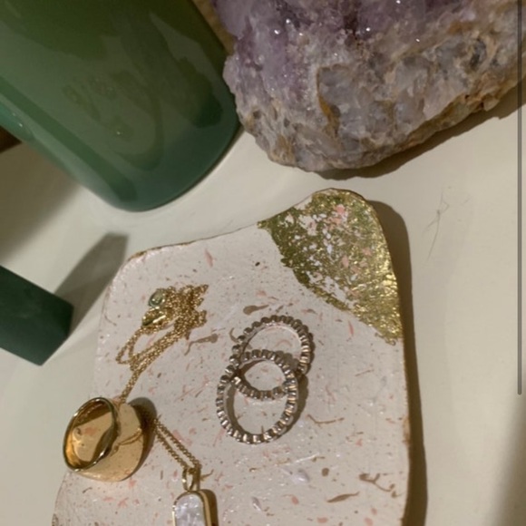 Handmade air dry trinket dish - Picture 6 of 10